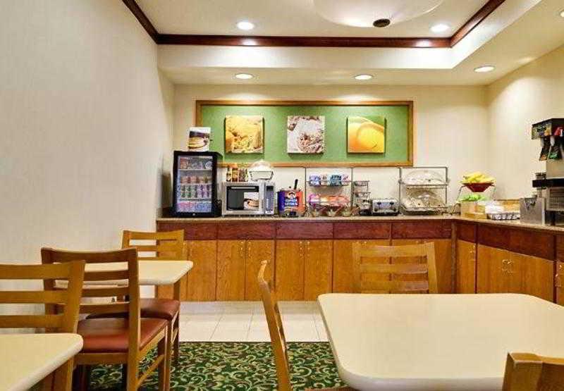 Fairfield Inn & Suites Valparaiso Restaurant photo